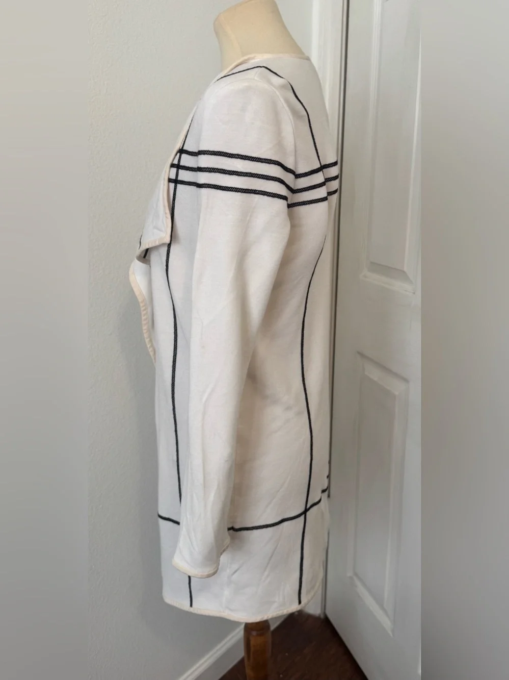 St. John Santana Knit Jacket Viscose Blend Open Front Cardigan NWT Small *Read*